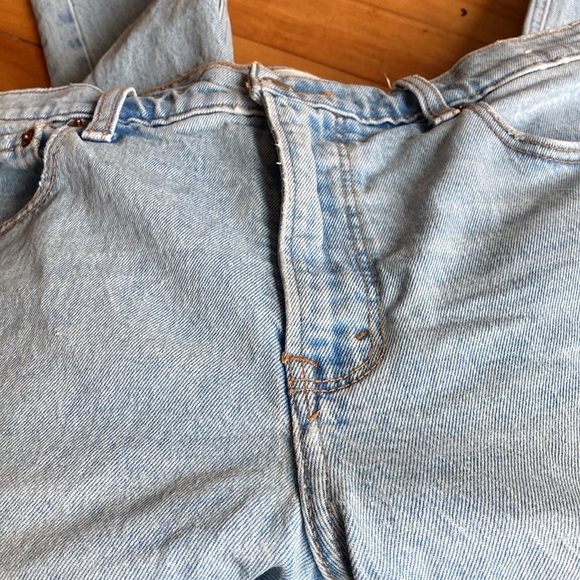 SOLD High rise Abercrombie and Fitch jeans - Picture 10 of 14